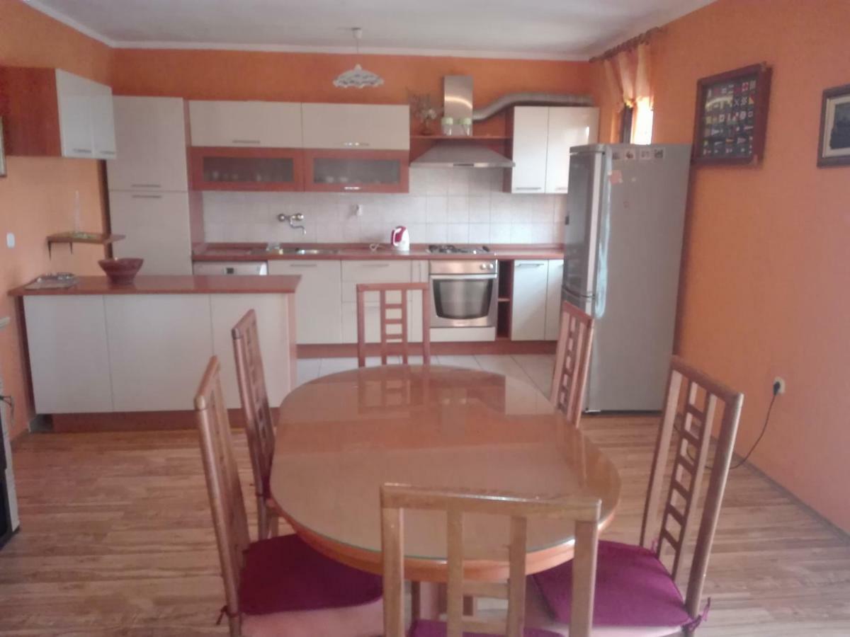 Apartment Luka Trogir Exterior photo